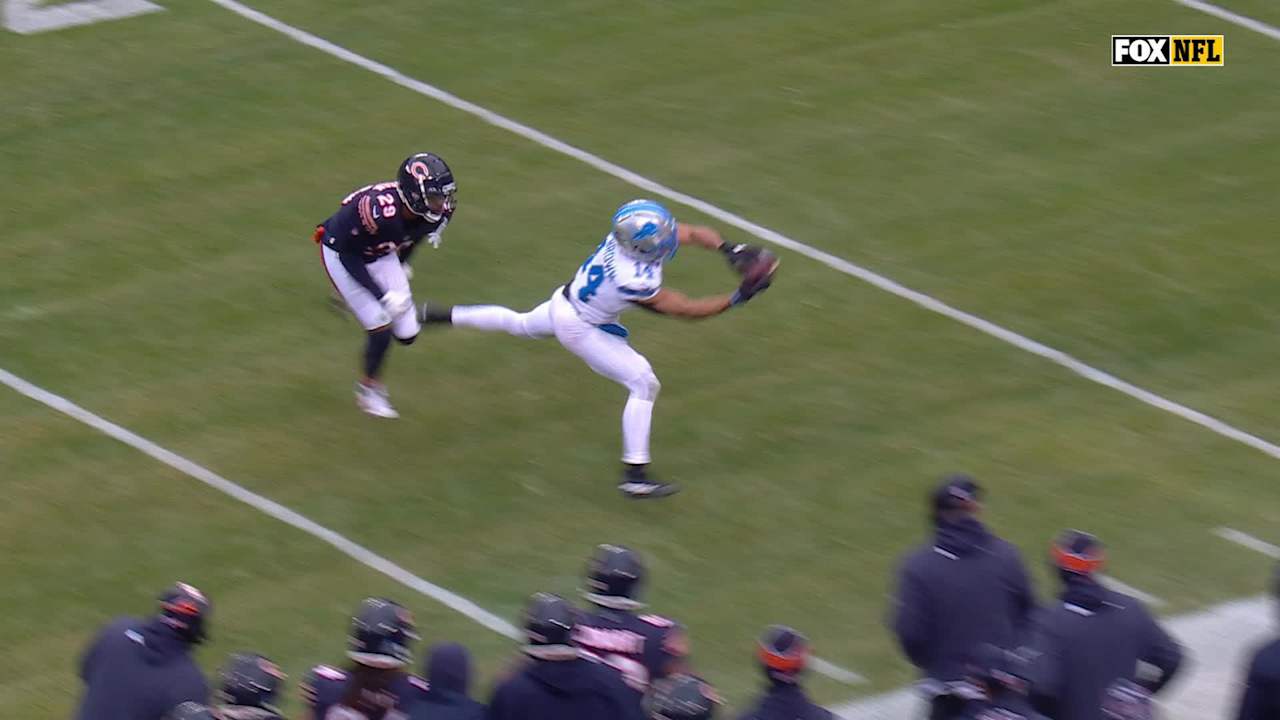 Detroit Lions wide receiver Amon-Ra St. Brown's nifty toe-drag catch ...