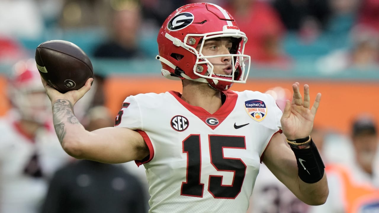 Scouting Carson Beck: Georgia quarterback similar to Eli Manning in strength from the pocket