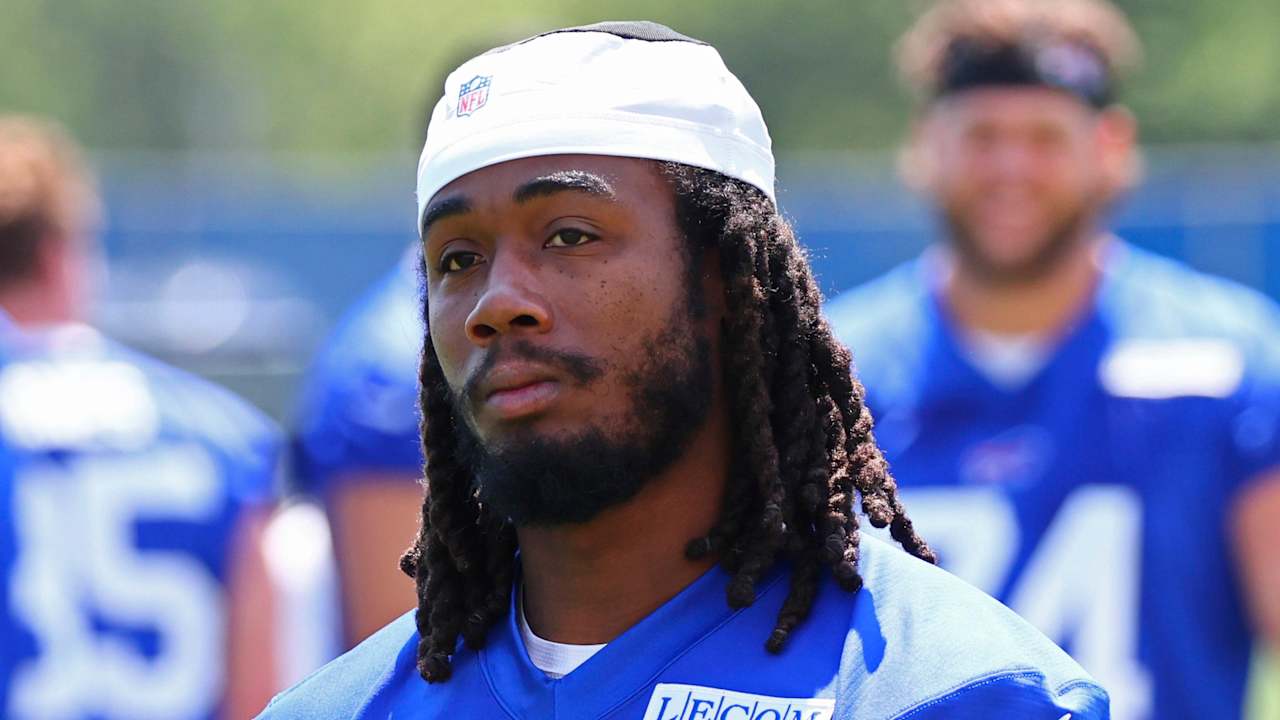 Bills RB James Cook on why he didn't practice Sunday: 'Business'