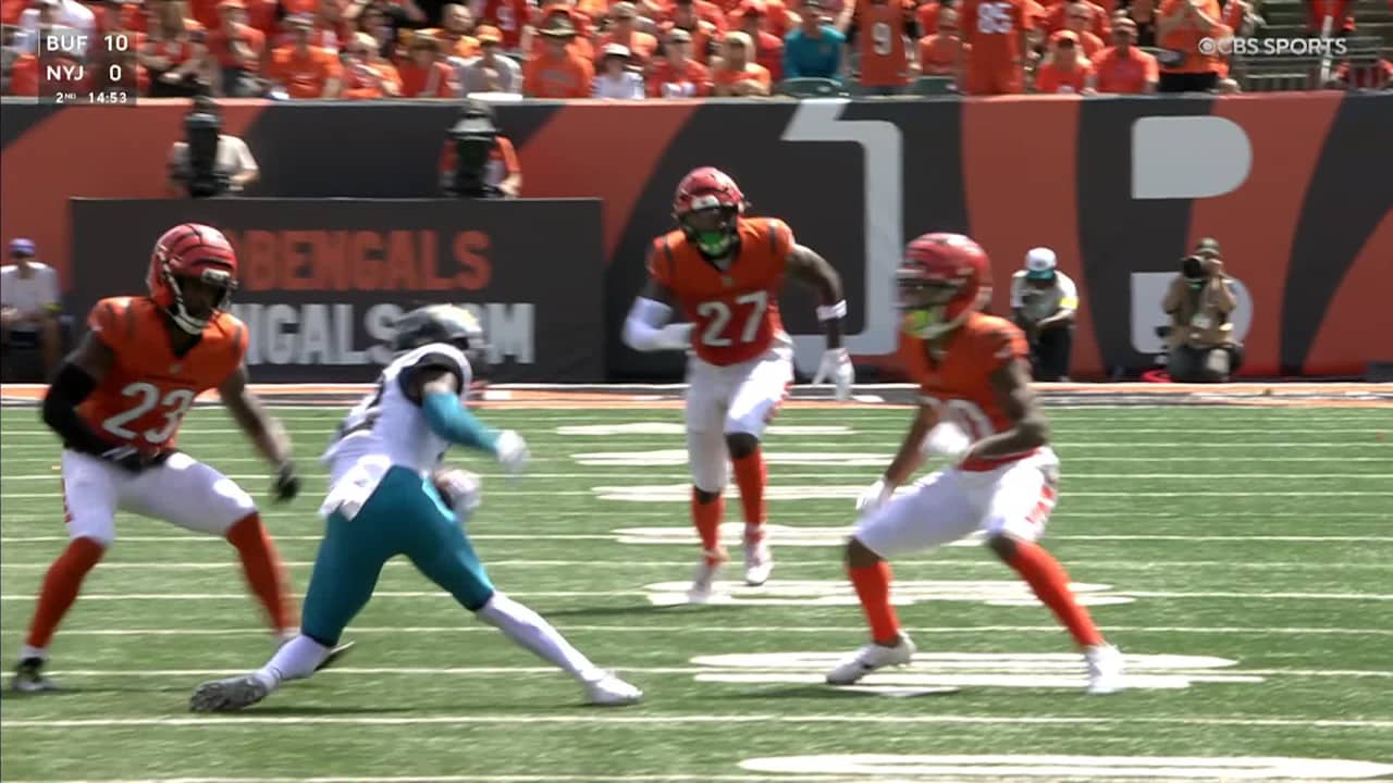 Jacksonville Jaguars wide receiver and cornerback Travis Hunter opens ...