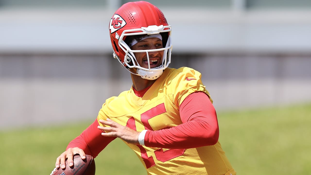 Chiefs' QB Patrick Mahomes Introduces First TV to Training Camp for College Football and Olympics Viewing