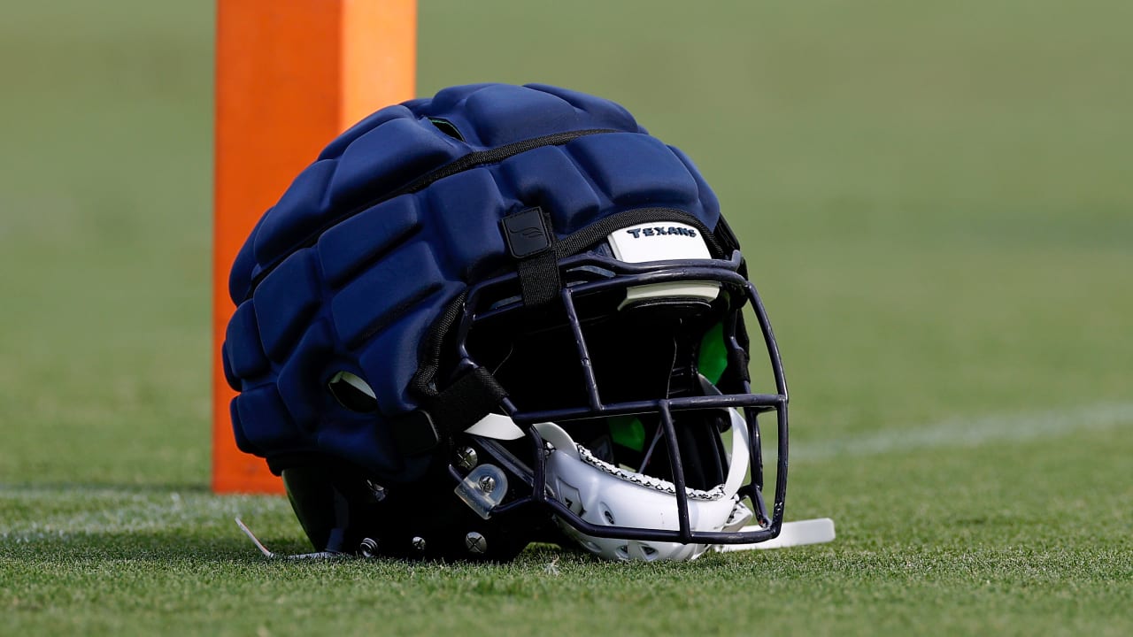 NFL to give players option to wear Guardian Caps during regular season games