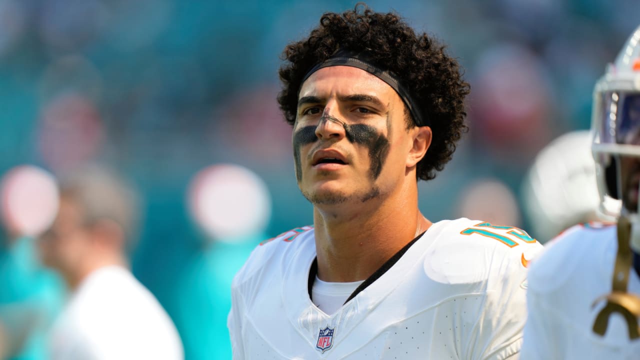 Dolphins LB Jaelan Phillips ‘motivated’ to get back on the field after ...