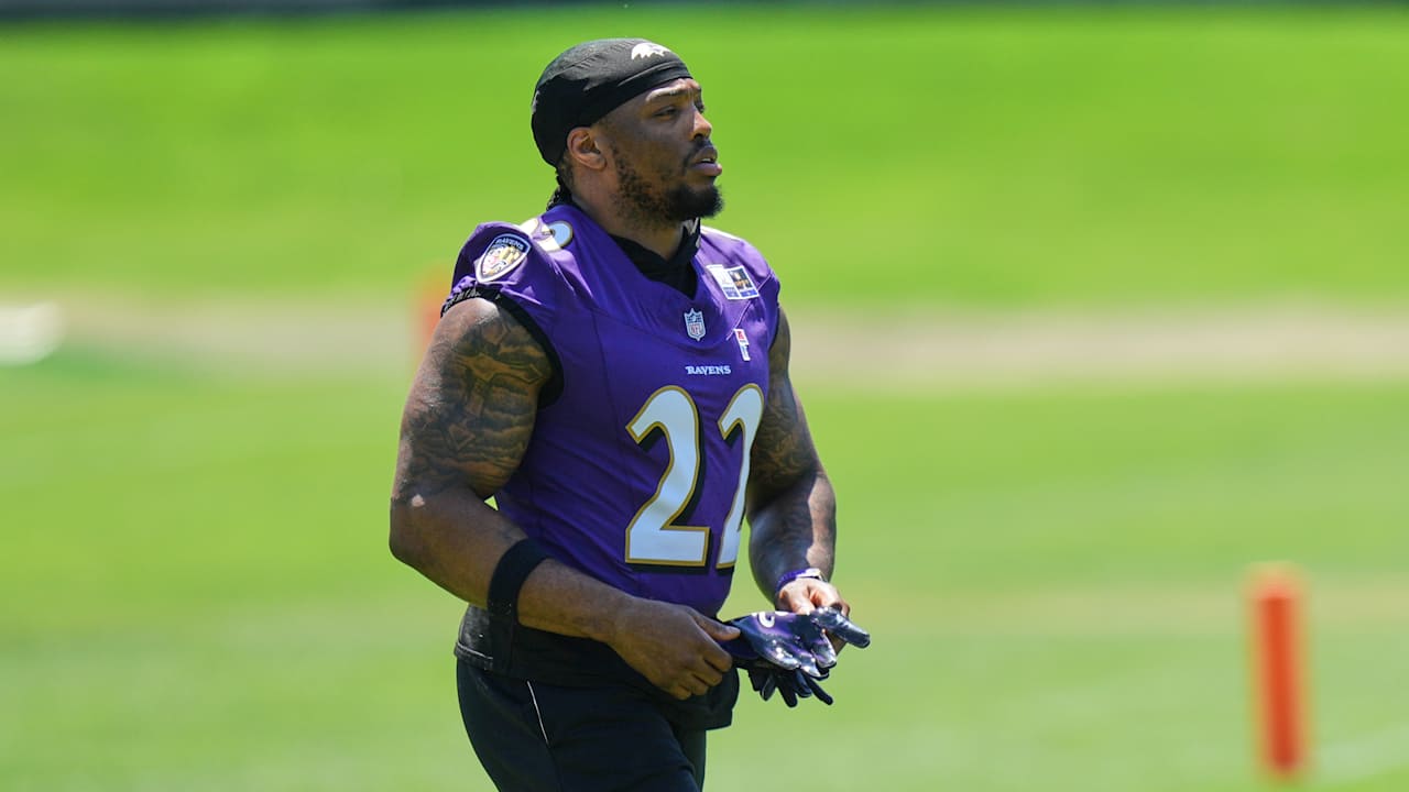 nfl-news-roundup-ravens-rb-derrick-henry-avoids-injury-after-colliding