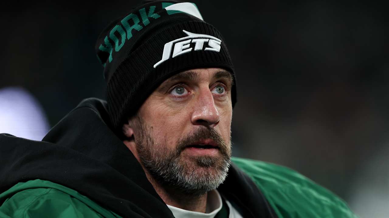 Aaron Rodgers in no hurry to make decision on Jets future, dealing with his house amid Malibu fires