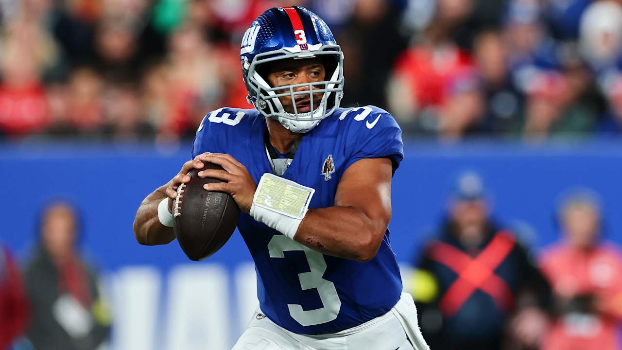 Free-agent QB Russell Wilson weighing contract offer from Jets ...