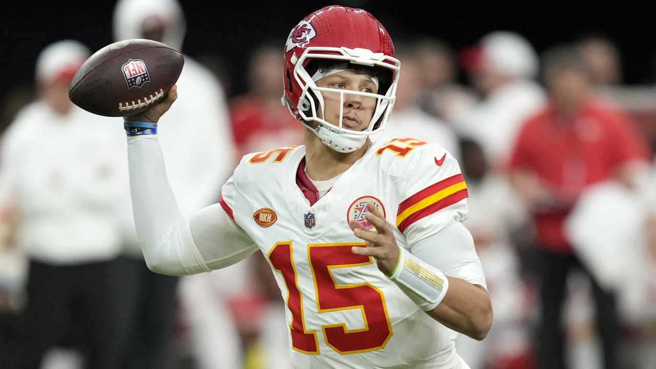 Chiefs QB Patrick Mahomes, Rams RB Kyren Williams highlight Players of ...