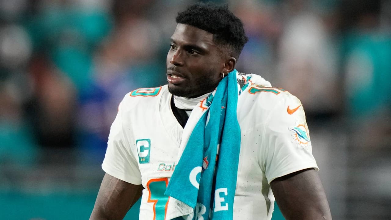 Dolphins’ Tyreek Hill appreciates Mike McDaniel more after ‘he called me out’ in loss to Chiefs