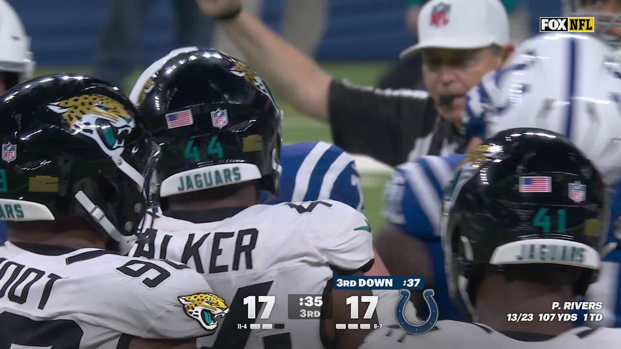 Jacksonville Jaguars defensive end Travon Walker tracks down ...