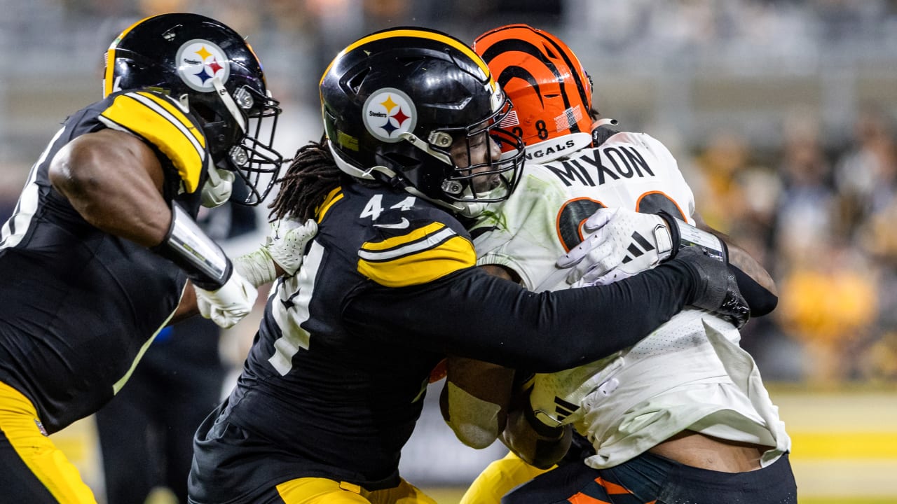 Steelers pass rusher Markus Golden placed on reserve/retired list after 51-sack career