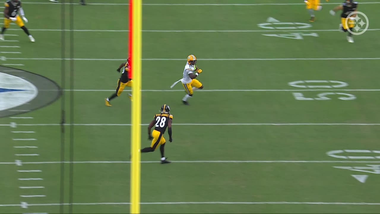 Green Bay Packers quarterback Jordan Love's 19-yard strike to wide ...