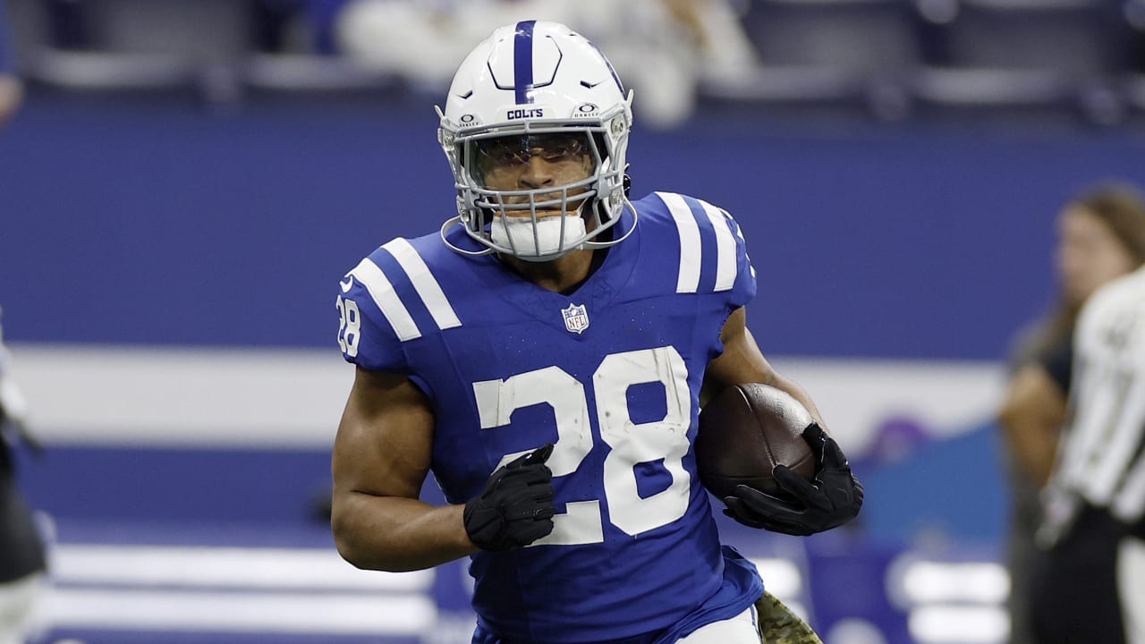 Colts RB Jonathan Taylor (thumb) not listed on injury report, expected to  return Sunday vs. Falcons
