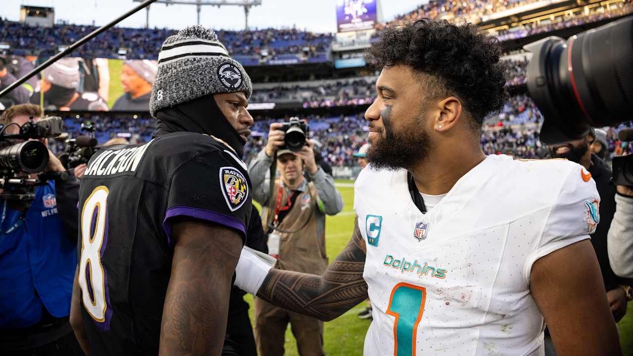 Upset and score predictions, matchup analysis for every game