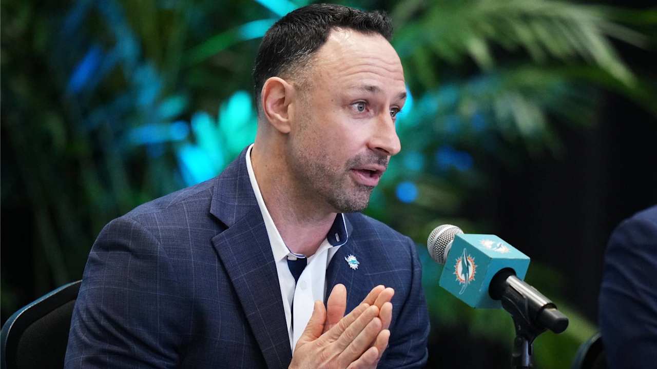 GM Jon-Eric Sullivan says Dolphins ‘getting close’ to decision on QB Tua Tagovailoa’s future in Miami