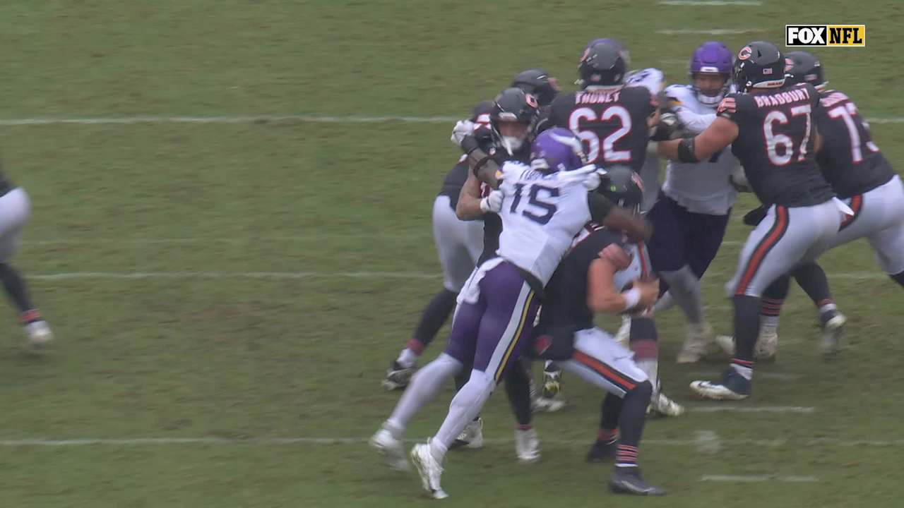 Minnesota Vikings linebacker Dallas Turner closes the show vs. Bears ...