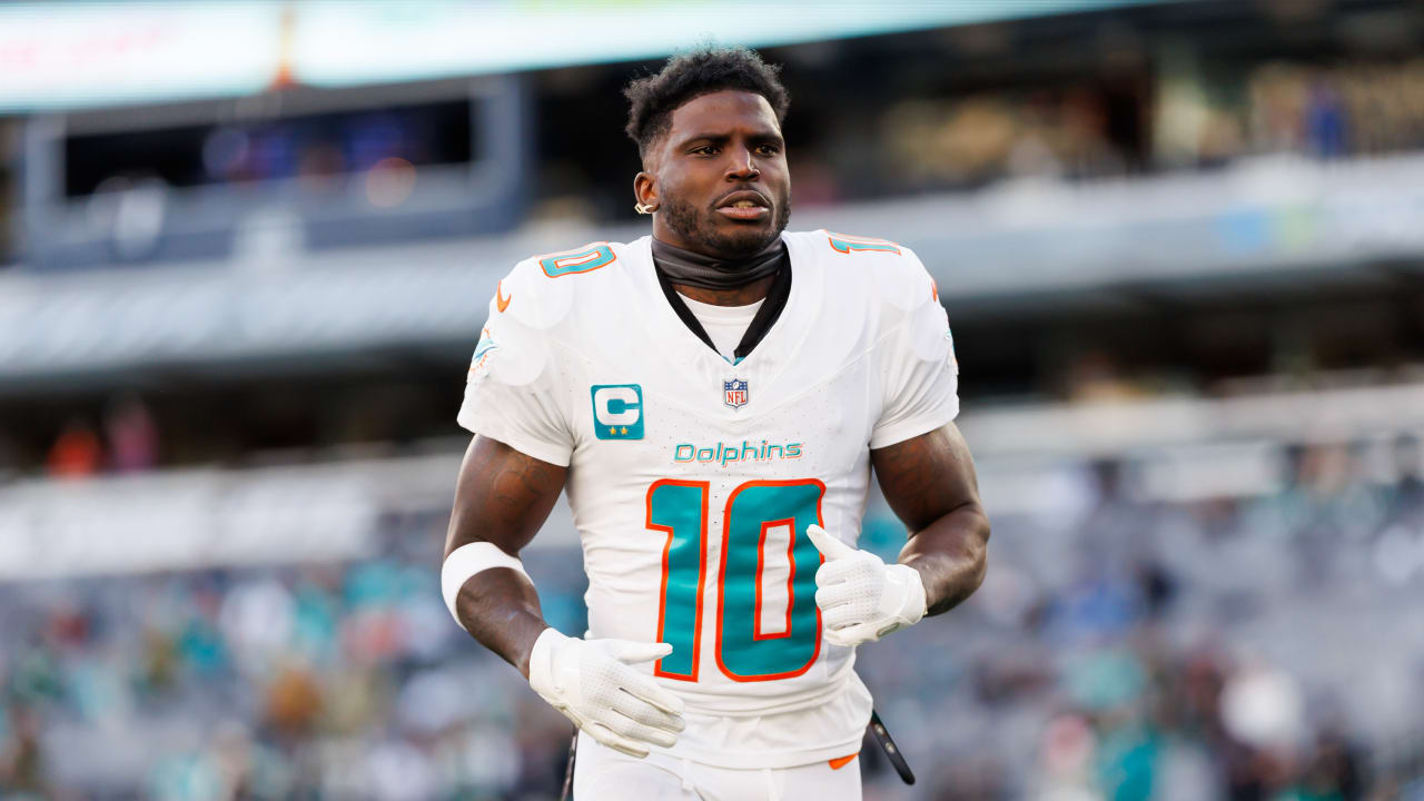 Dolphins WR Tyreek Hill (ankle) questionable for Sunday vs. Jets
