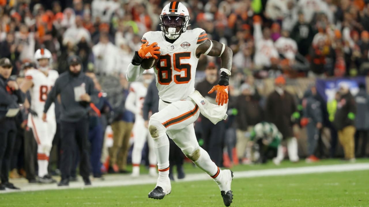 David Njoku's Big Night Vs. Jets With Amari Cooper Inactive Powers ...