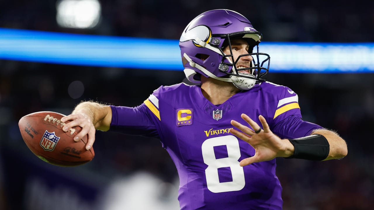 Kirk Cousins agrees to four-year, $180M contract with Atlanta Falcons
