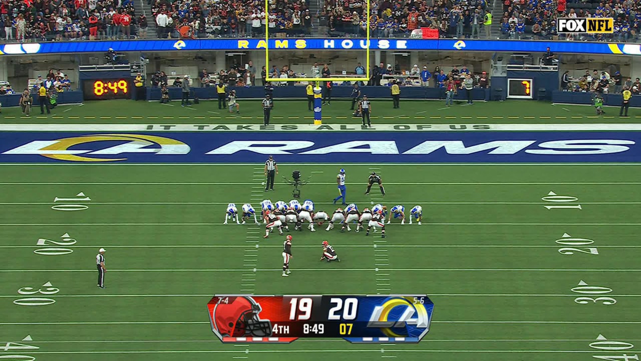 Cleveland Browns kicker Dustin Hopkins' missed extra point preserves ...