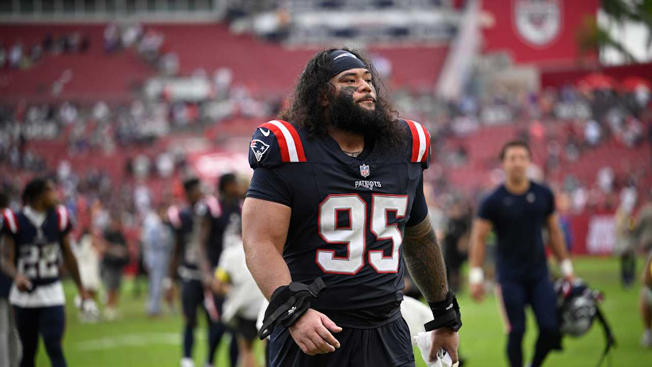 Patriots NT Khyiris Tonga 'impressive' as a three-way player