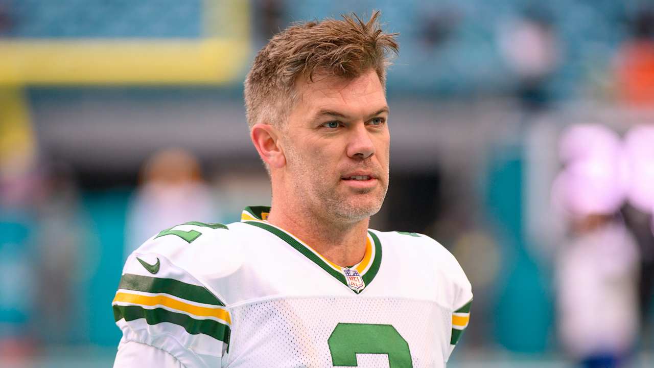 NFL news roundup: Former Packers kicker Mason Crosby announces retirement