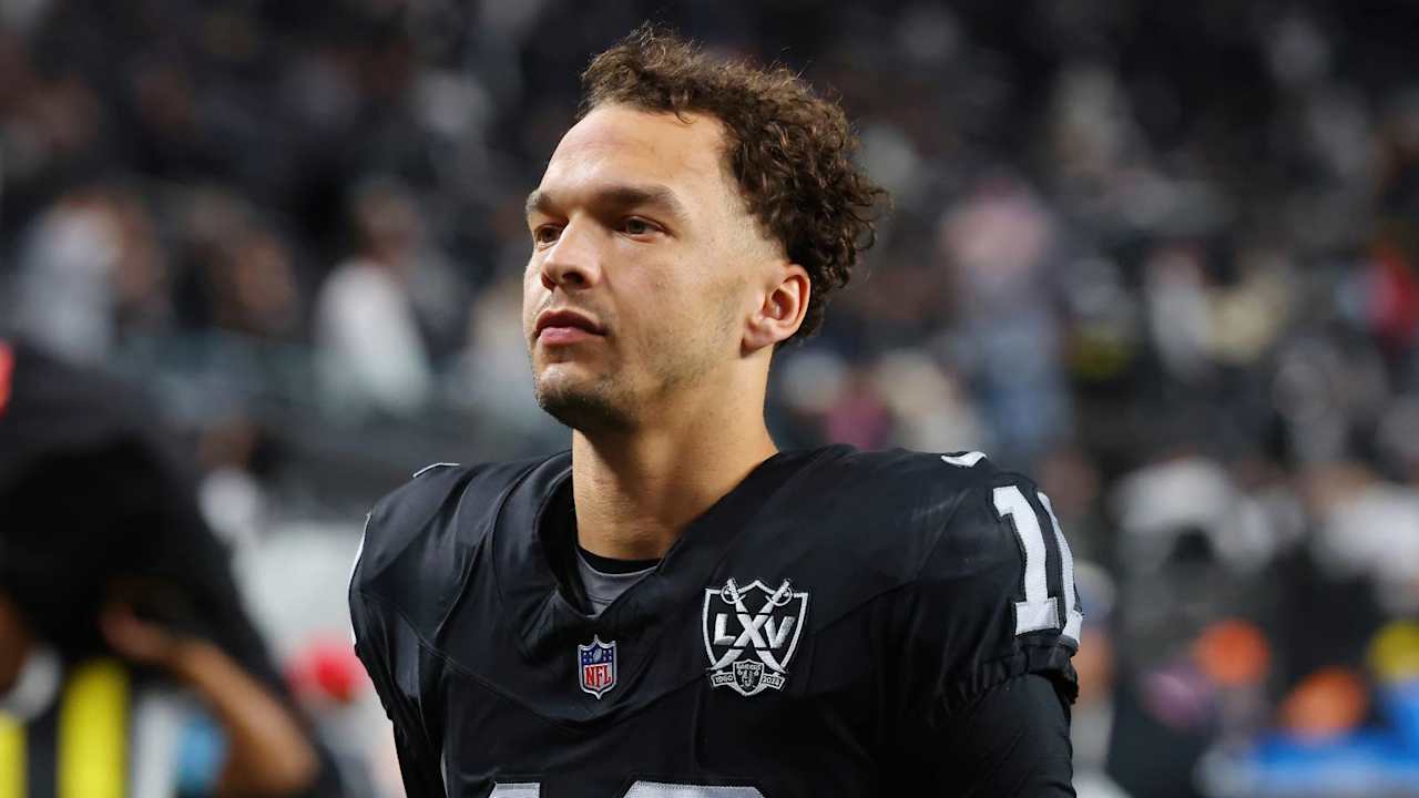 Bengals signing veteran QB Desmond Ridder; Seahawks release TE Noah Fant