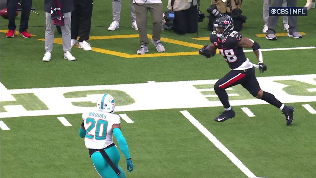 Houston Texans Quarterback C J Stroud S Yard Sideline Strike To Texans Running Back Joe