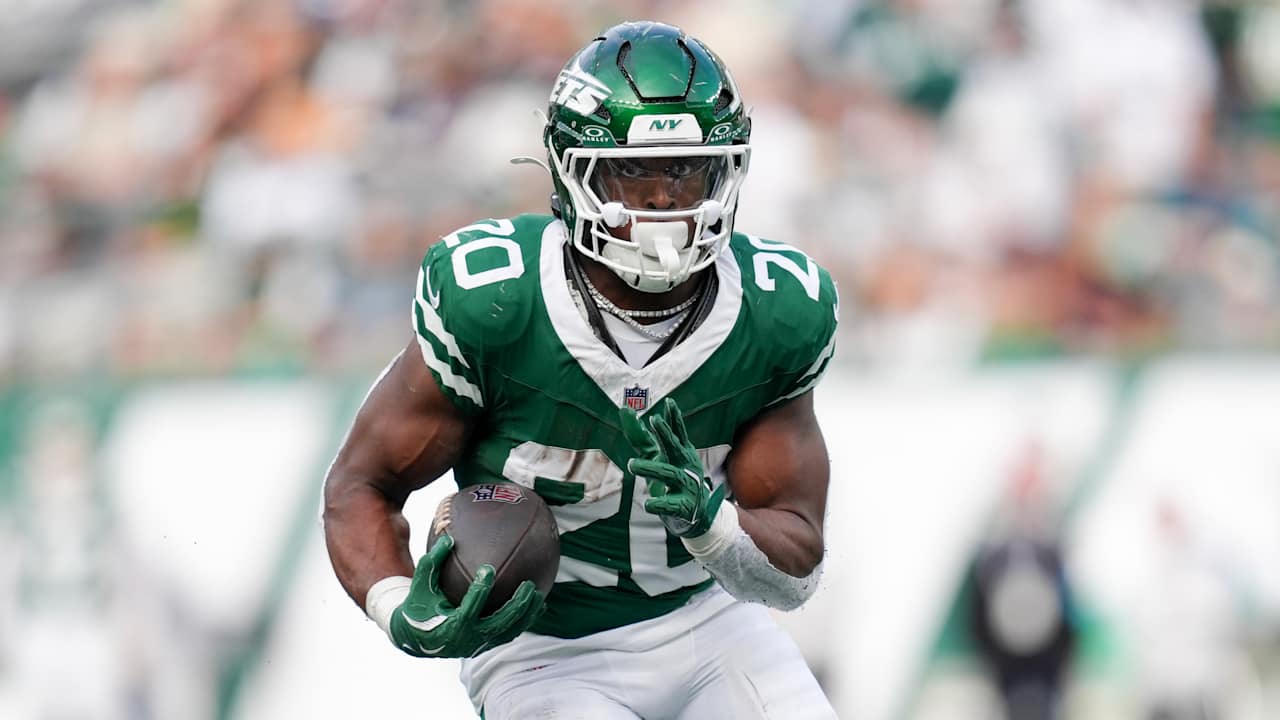 Jets RB Breece Hall out 'to prove that I am the guy' after disappointing 2024