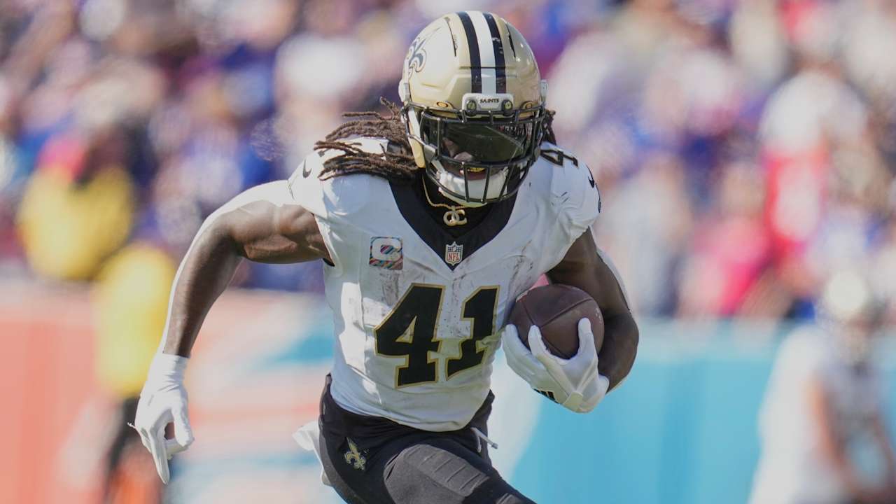 Trey Hendrickson, Alvin Kamara headline 8 notable NFL trade candidates ahead of Nov. 4 deadline – NFL.com