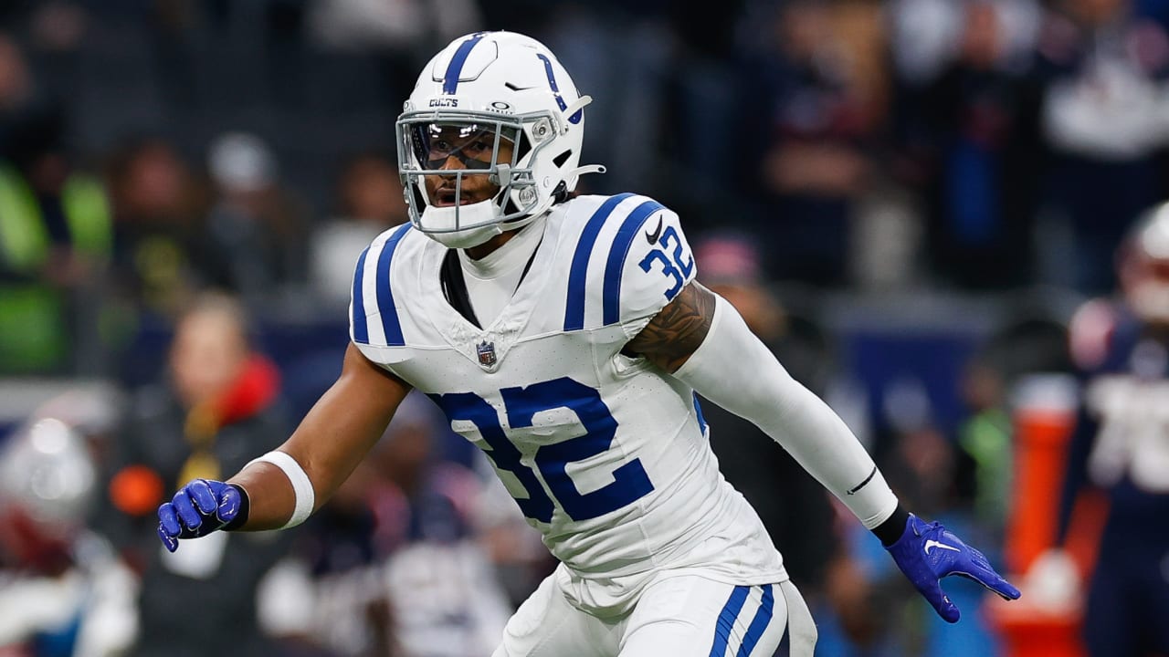 Colts re-signing safety Julian Blackmon to one-year deal