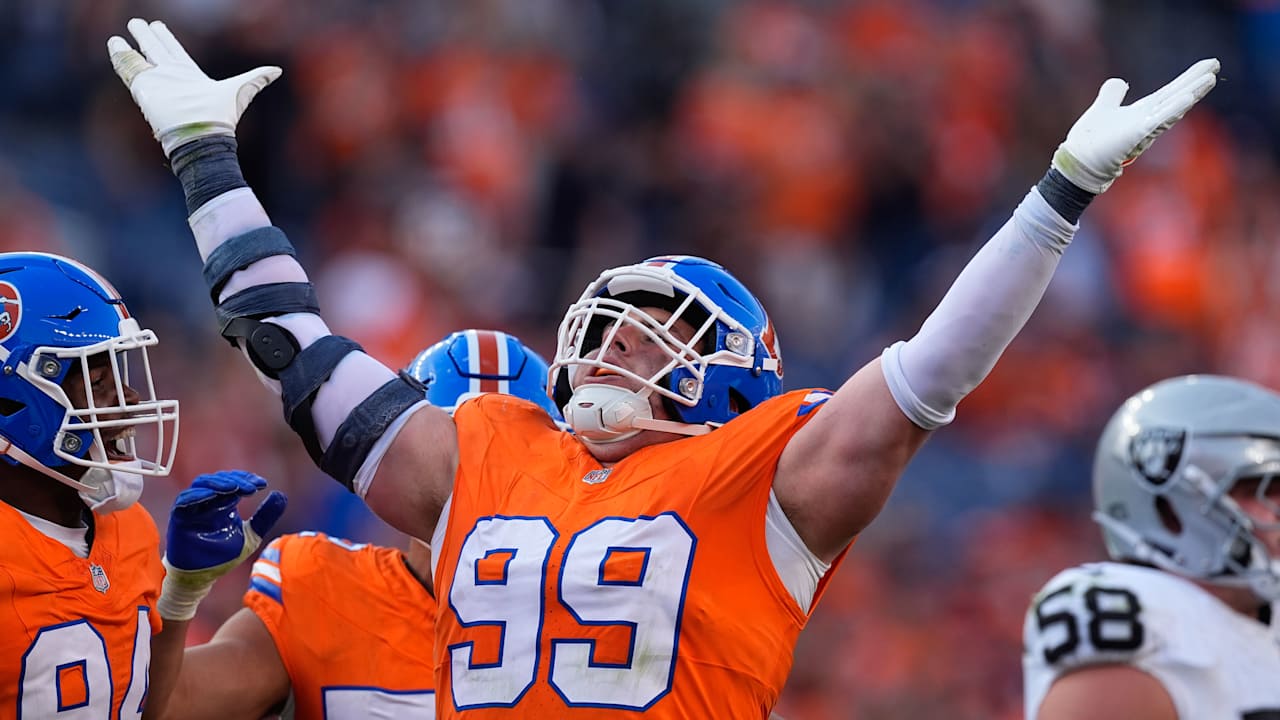 NFL Fantasy 2025 Start 'Em, Sit 'Em Defenses for Week 7