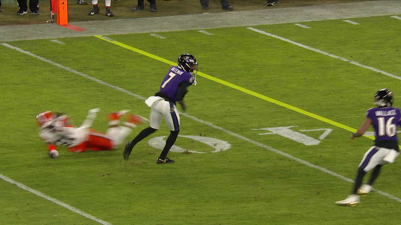 Baltimore Ravens wide receiver Rashod Bateman collects ankles on 18 ...