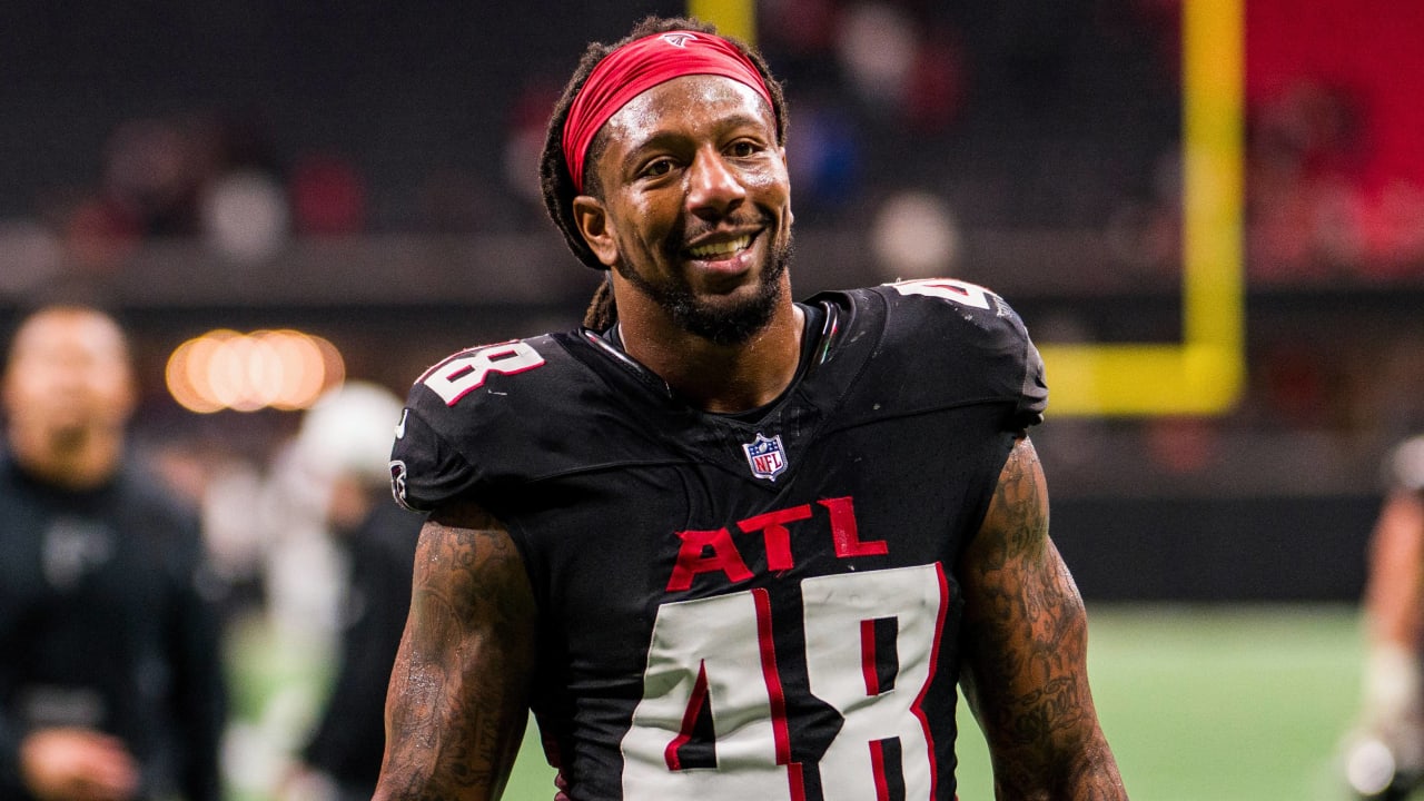 Chargers sign pass rusher Bud Dupree to two-year deal worth up to $10  million