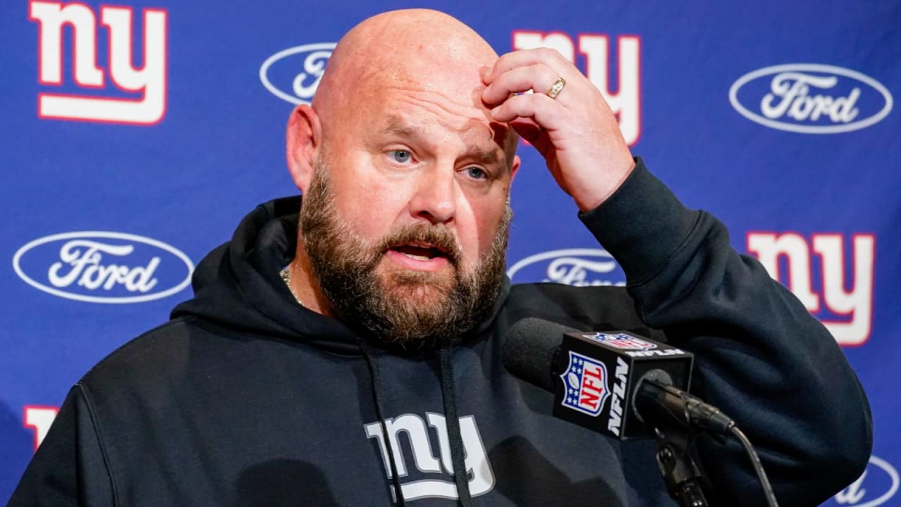 Giants' Brian Daboll Mum On Starting QB After Tommy DeVito's Benching