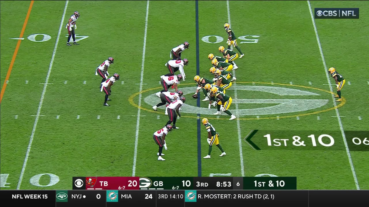 Tampa Bay Buccaneers nearly force turnover as safety Antoine Winfield