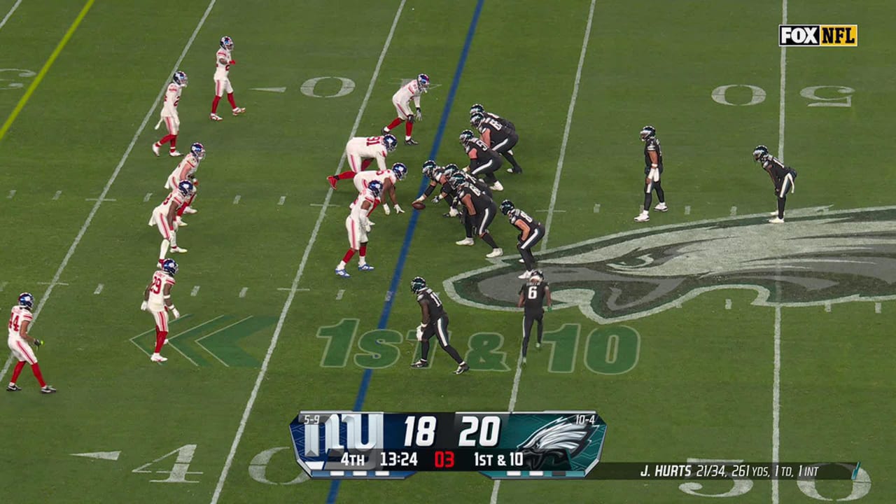 philadelphia-eagles-running-back-kenneth-gainwell-follows-wide-receiver