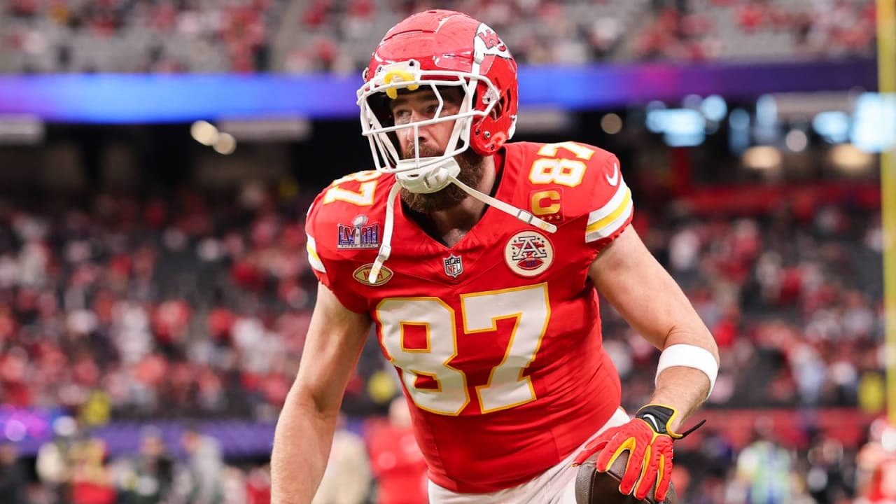 Chiefs GM Brett Veach not worried about 'unicorn' Travis Kelce, 34 ...