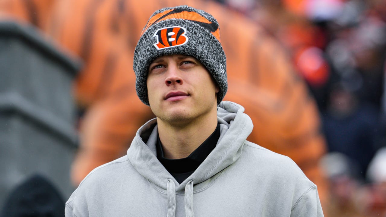 Bengals QB Joe Burrow expects to be cleared from wrist injury in mid-May