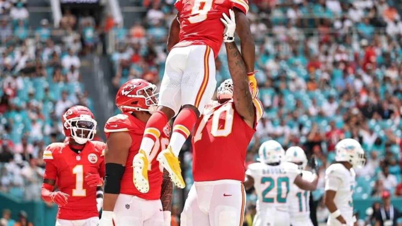 Chiefs' vibes are good at 3-0, but they know they have a lot to clean ...