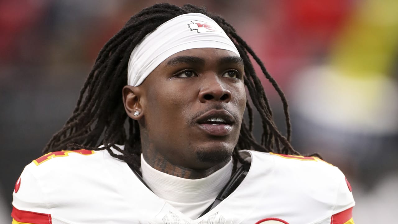 Arrest warrant issued for Kansas City Chiefs\' Rashee Rice in connection with high-speed crash in Dallas