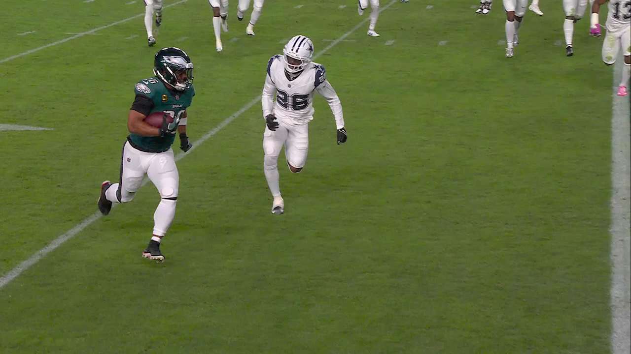 Philadelphia Eagles running back Saquan Barkley wins race to the pylon ...
