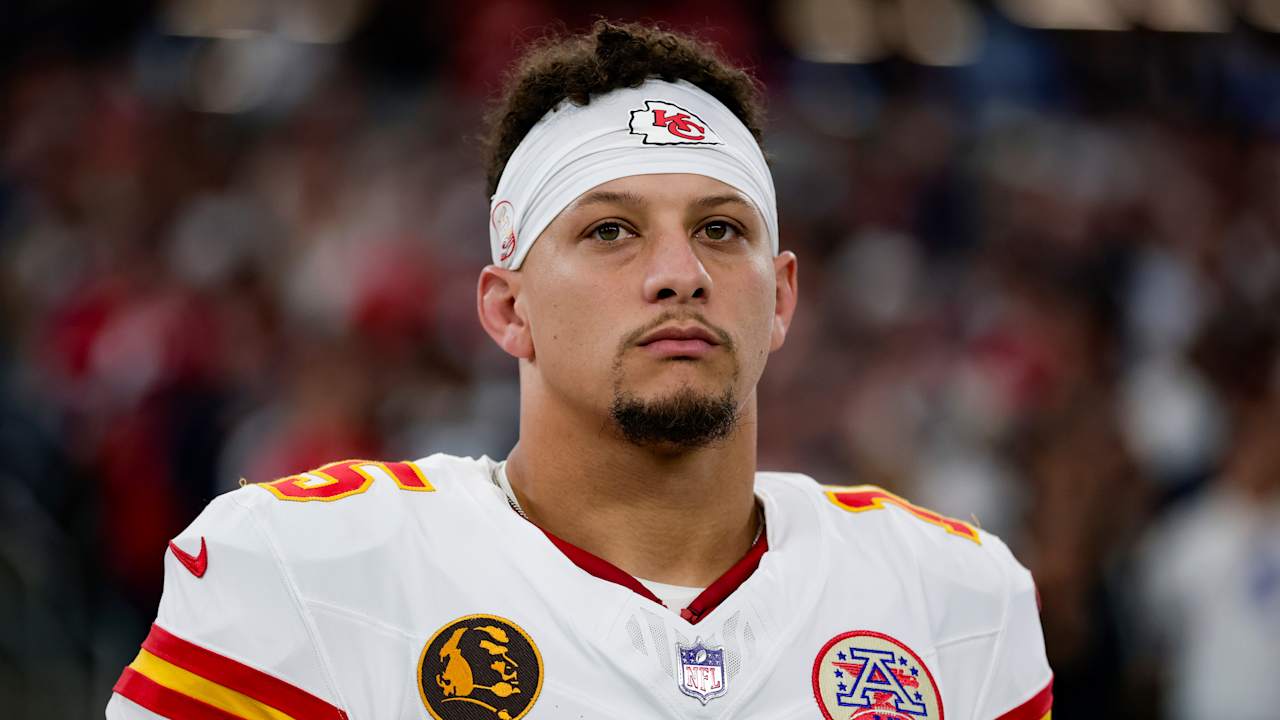 Chiefs QB Patrick Mahomes in 'good spot' with knee rehab, hopes to be ready by Week 1