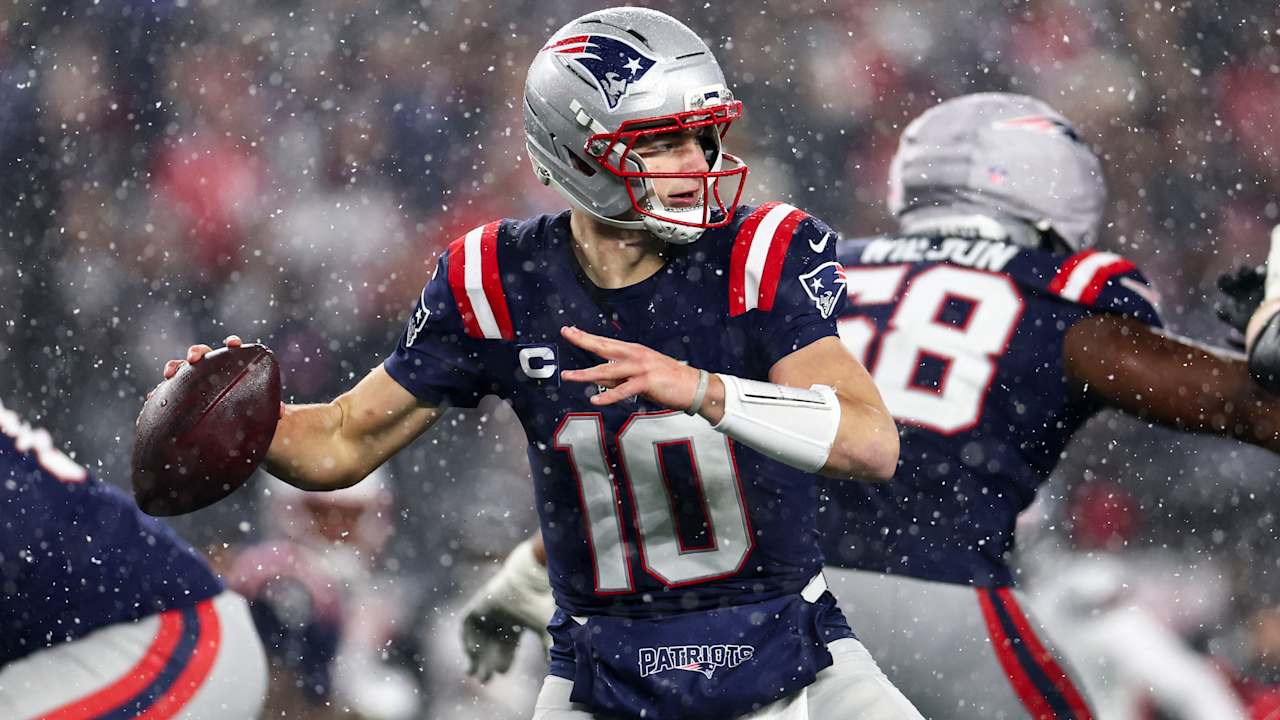 Patriots' Drake Maye committed to being himself despite playoff struggles: 'I'm gonna take a shot'