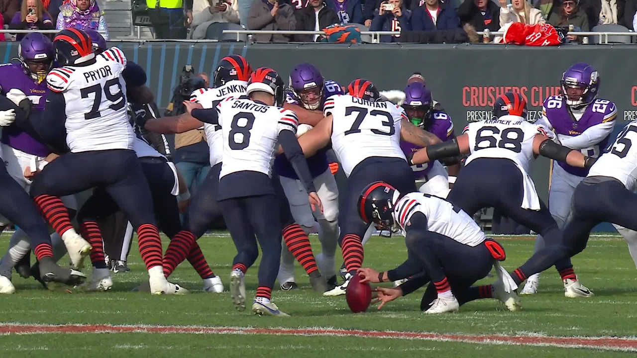 Chicago Bears Kicker Cairo Santos Ends First Half With Yard Fg Vs