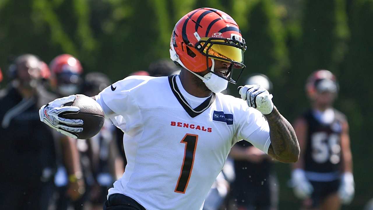 Ja'Marr Chase on leaving practice: 'Just a little tweak, but I'm fine'