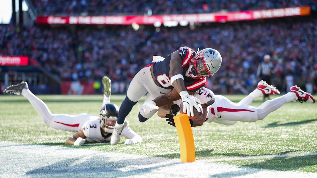 Top 10 Photos from Week 9 of the 2025 Season