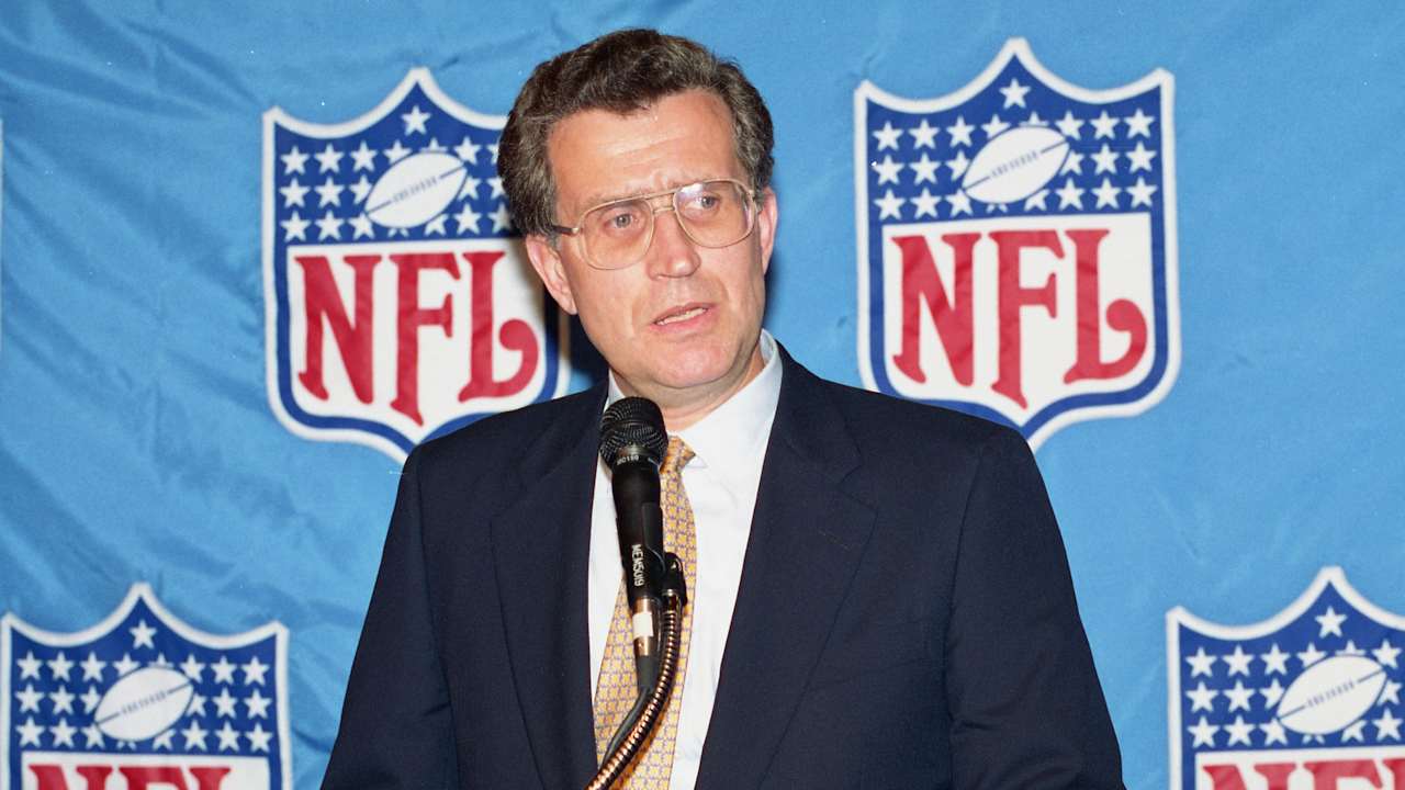 NFL creates Paul J. Tagliabue Academic Excellence Award to honor late commissioner