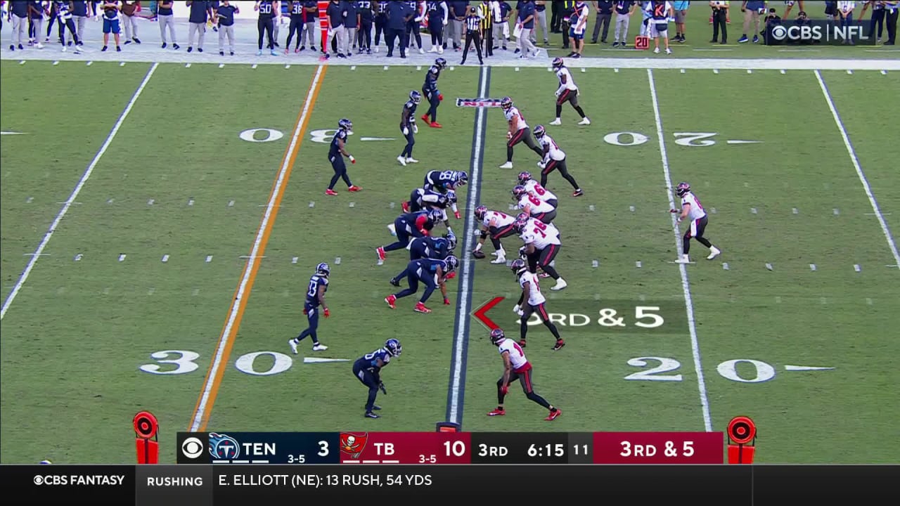 Tampa Bay Buccaneers wide receiver Mike Evans' 27yard catch boosts WR