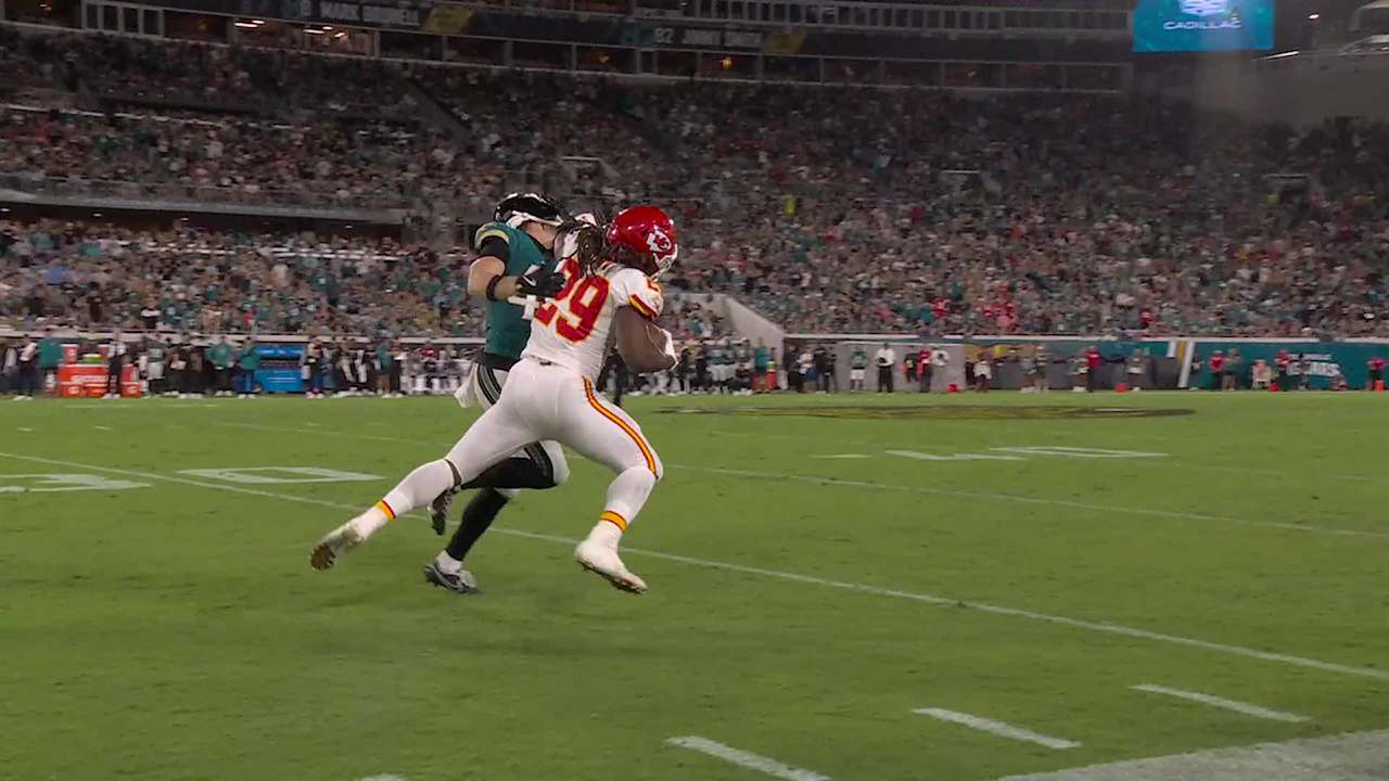 Kansas City Chiefs running back Kareem Hunt's 33yard rush vs.