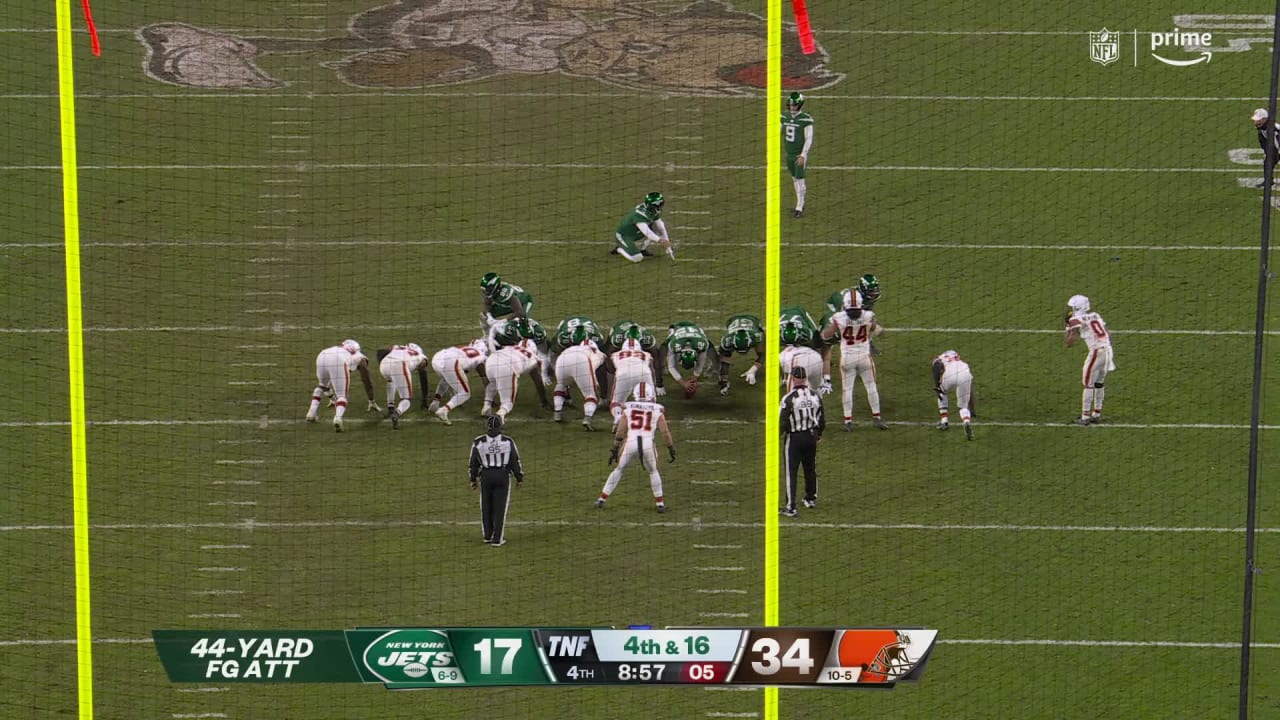 New York Jets kicker Greg Zuerlein's 44yard field goal makes it a 34